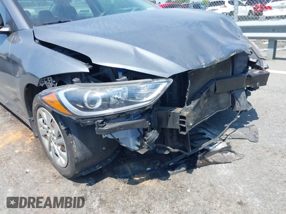 2018 Hyundai Elantra SE z VIN KMHD74LF5JU578847, wystawiony jako IAAI lot #41264708 z przebiegiem Nie podano mil oraz . Historia ofert i sprzedaży dostępna na DreamBid. Obrazek 6.