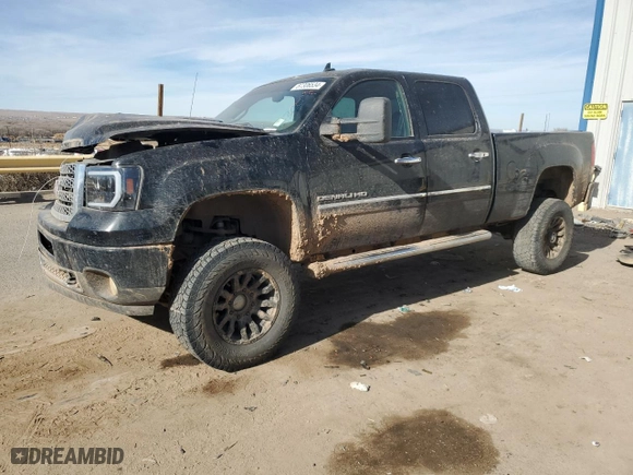 2011 GMC Sierra 2500HD Denali with VIN 1GT125CG6BF233918, listed as a Copart auction lot 87306534 with 113,506 mi miles and Salvage Title. Bid and sale history available at carsss.com. Image 1.