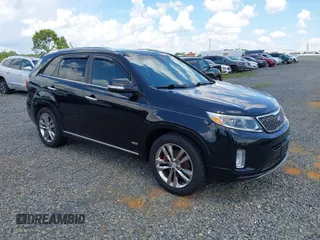 2015 Kia Sorento SX Limited with VIN 5XYKWDA7XFG649446, listed as a IAAI auction lot 42726650 with 194,518 mi miles and . Bid and sale history available at DreamBid. Image 1.