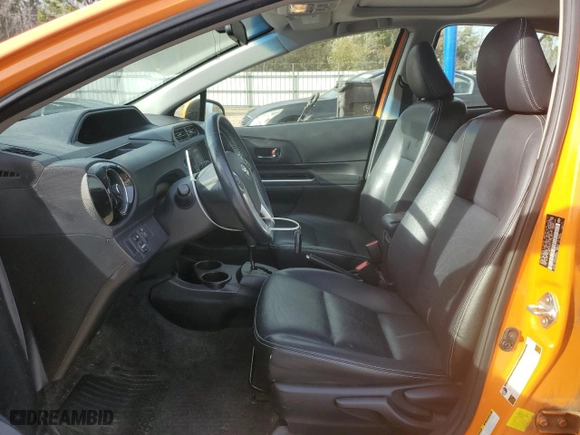 2015 Toyota Prius c One with VIN JTDKDTB31F1086251, listed as a Copart auction lot 49964215 with 225,581 mi miles and Salvage Title. Bid and sale history available at carsss.com. Image 7.