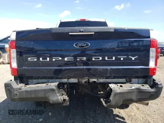 2017 Ford F-250 Lariat with VIN 1FT7W2BT8HED16552, listed as a Copart auction lot 62706195 with 371,638 mi miles and Salvage title. Bid and sale history available at DreamBid. Image 10.