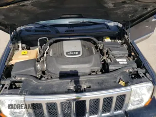 2008 Jeep Commander Overland with VIN 1J8HG68228C152923, listed as a Copart auction lot 51851365 with 182,674 mi miles and Salvage title. Bid and sale history available at DreamBid. Image 12.