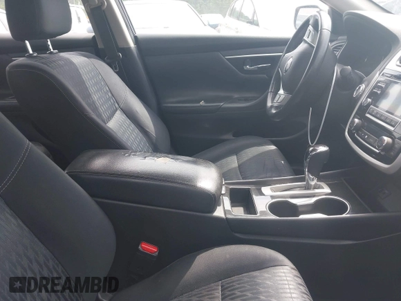2018 Nissan Altima SV with VIN 1N4AL3AP8JC237981, listed as a IAAI auction lot 42178985 with 217,534 mi miles and . Bid and sale history available at DreamBid. Image 5.