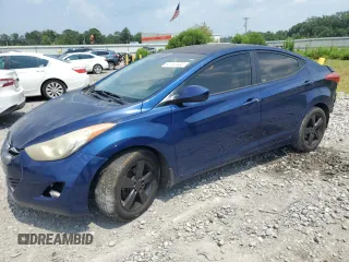 2013 Hyundai Elantra GLS z VIN KMHDH4AE6DU870681, wystawiony jako Copart lot #62593435 z przebiegiem 167 545 mil mil oraz Szkoda całkowita • Salvage title. Historia ofert i sprzedaży dostępna na DreamBid. Obrazek 1.