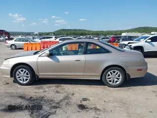 2001 Honda Accord EX with VIN 1HGCG22541A033075, listed as a IAAI auction lot 40200453 with 121,275 mi miles and . Bid and sale history available at DreamBid. Image 14.