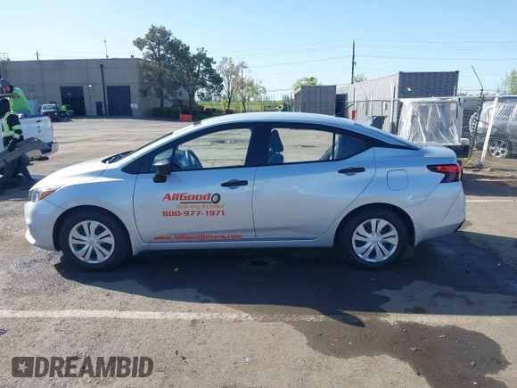 2022 Nissan Versa S with VIN 3N1CN8DV5NL861559, listed as a IAAI auction lot 41940000 with 65,065 mi miles and . Bid and sale history available at DreamBid. Image 15.