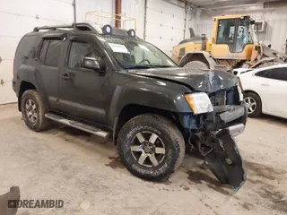 2013 Nissan Xterra Pro-4X with VIN 5N1AN0NW8DN816364, listed as a IAAI auction lot 41680564 with 197,768 mi miles. Bid and sale history available at carsss.com. Image 1.