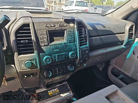 2017 Ford F-250 Lariat with VIN 1FT7W2BT0HEE20744, listed as a IAAI auction lot 42727056 with 241,781 mi miles and . Bid and sale history available at DreamBid. Image 27.