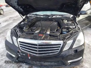 2013 Mercedes-Benz E 550 Sport z VIN WDDHF9BB9DA762365, wystawiony jako IAAI lot #41481101 z przebiegiem 172 376 mil mil oraz . Historia ofert i sprzedaży dostępna na DreamBid. Obrazek 10.