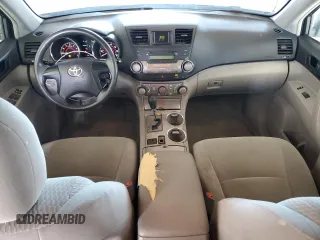 2010 Toyota Highlander with VIN 5TDZK3EH6AS009981, listed as a Copart auction lot 59673365 with 178,334 mi miles and Salvage title. Bid and sale history available at DreamBid. Image 8.