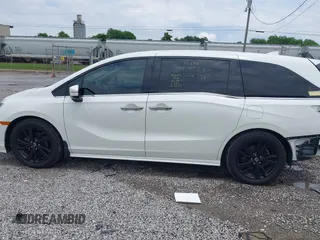 2019 Honda Odyssey Elite z VIN 5FNRL6H95KB104816, wystawiony jako IAAI lot #42232490 z przebiegiem 77 465 mil mil oraz . Historia ofert i sprzedaży dostępna na DreamBid. Obrazek 15.