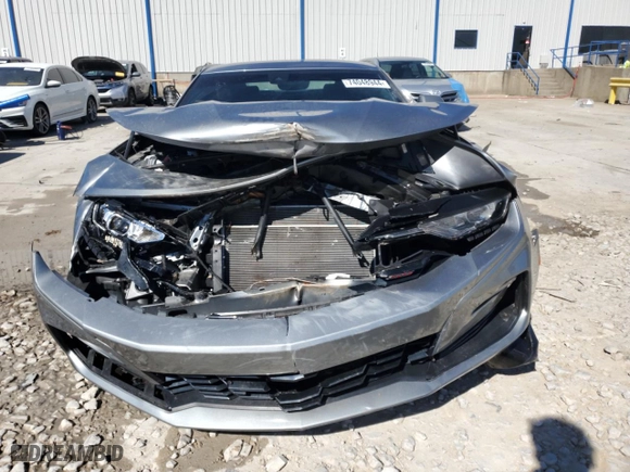 2023 Chevrolet Camaro 2SS with VIN 1G1FH1R71P0123690, listed as a Copart auction lot 74048944 with 14,995 mi miles and Salvage Title. Bid and sale history available at carsss.com. Image 5.