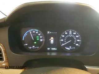 2017 Hyundai Sonata Hybrid Limited with VIN KMHE34L10HA058197, listed as a Copart auction lot 41612434 with 146,096 mi miles. Bid and sale history available at carsss.com. Image 9.