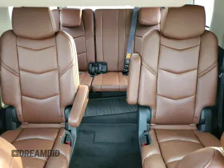 2017 Cadillac Escalade Premium Luxury z VIN 1GYS4CKJ9HR290146, wystawiony jako Copart lot #53162775 z przebiegiem 115 321 mil mil oraz Szkody całkowita. Historia ofert i sprzedaży dostępna na DreamBid. Obrazek 10.