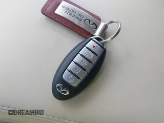 2019 Infiniti QX60 Pure with VIN 5N1DL0MN6KC501941, listed as a IAAI auction lot 42384227 with 103,470 mi miles and . Bid and sale history available at DreamBid. Image 11.