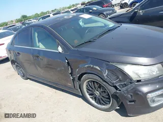 2015 Chevrolet Cruze LT with VIN 1G1PE5SB0F7253355, listed as a IAAI auction lot 41992242 with 1 mi miles. Bid and sale history available at carsss.com. Image 6.