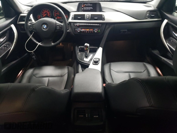 2015 BMW 3 Series 320i xDrive with VIN WBA3C3C54FP662870, listed as a Copart auction lot 59716875 with 98,077 mi miles and Clean title. Bid and sale history available at DreamBid. Image 8.