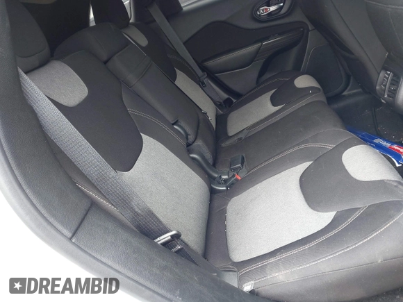 2017 Jeep Cherokee Sport z VIN 1C4PJLAB9HW503337, wystawiony jako IAAI lot #42379362 z przebiegiem 92 592 mil mil oraz . Historia ofert i sprzedaży dostępna na DreamBid. Obrazek 8.
