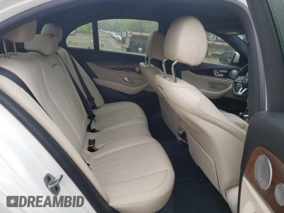 2019 Mercedes-Benz E 300 with VIN WDDZF4KB2KA600498, listed as a Copart auction lot 55762695 with 96,796 mi miles and Clean Title. Bid and sale history available at DreamBid. Image 10.