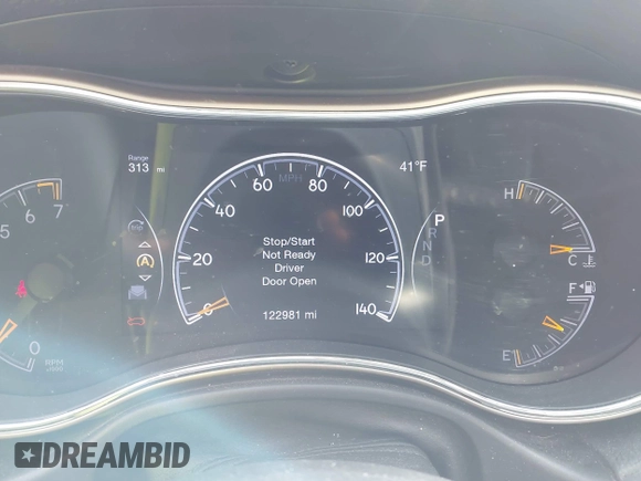 2017 Jeep Grand Cherokee Laredo with VIN 1C4RJFAGXHC863904, listed as a IAAI auction lot 41914465 with 122,981 mi miles. Bid and sale history available at carsss.com. Image 7.