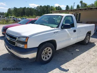 2006 Chevrolet Silverado 1500 Work Truck with VIN 1GCEC14Z86E231669, listed as a IAAI auction lot 42007021 with 160,427 mi miles. Bid and sale history available at carsss.com. Image 2.