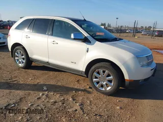 2008 Lincoln MKX with VIN 2LMDU68C88BJ11770, listed as a IAAI auction lot 41297609 with 230,460 mi miles. Bid and sale history available at carsss.com. Image 1.