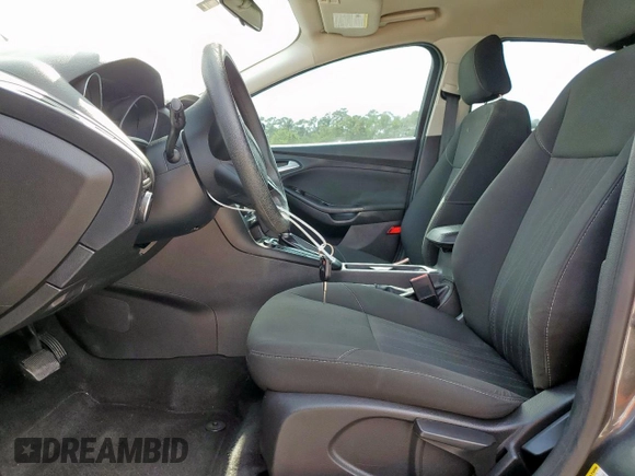 2017 Ford Focus SE with VIN 1FADP3F22HL303420, listed as a Copart auction lot 58932675 with 44,707 mi miles and Salvage title. Bid and sale history available at DreamBid. Image 7.