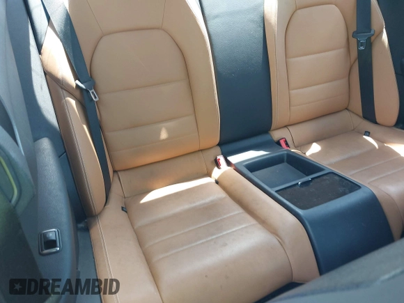 2013 Mercedes-Benz E-Class E 350 with VIN WDDKJ5KB1DF212769, listed as a IAAI auction lot 42064928 with 62,500 mi miles. Bid and sale history available at carsss.com. Image 8.