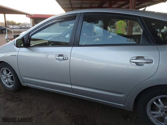2007 Toyota Prius with VIN JTDKB20U577564360, listed as a IAAI auction lot 41851497 with 277,369 mi miles. Bid and sale history available at carsss.com. Image 14.