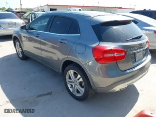 2015 Mercedes-Benz GLA-Class GLA 250 with VIN WDCTG4EB1FJ185540, listed as a IAAI auction lot 42001299 with 201,854 mi miles. Bid and sale history available at carsss.com. Image 3.