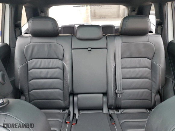 2018 Volkswagen Tiguan SEL Premium with VIN 3VV4B7AX0JM168253, listed as a Copart auction lot 44530495 with 61,769 mi miles and Salvage Title. Bid and sale history available at carsss.com. Image 10.