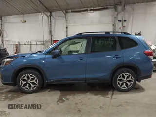2020 Subaru Forester Premium with VIN JF2SKAJC6LH516615, listed as a IAAI auction lot 41873198 with 33,726 mi miles. Bid and sale history available at carsss.com. Image 14.