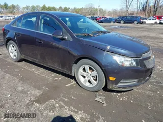 2014 Chevrolet Cruze 1LT with VIN 1G1PC5SB1E7478596, listed as a IAAI auction lot 41887345 with 51,970 mi miles. Bid and sale history available at carsss.com. Image 1.