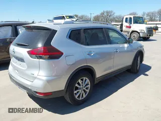 2019 Nissan Rogue SV with VIN KNMAT2MT3KP525172, listed as a IAAI auction lot 41765109 with 110,411 mi miles. Bid and sale history available at carsss.com. Image 4.