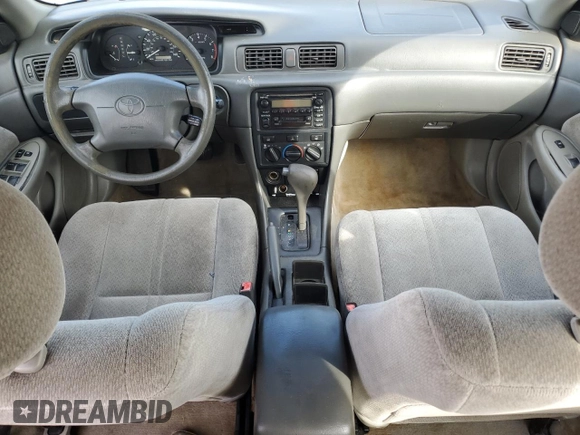 2000 Toyota Camry CE with VIN 4T1BG22K7YU973875, listed as a Copart auction lot 44749035 with Not Provided miles and Clean Title. Bid and sale history available at carsss.com. Image 8.