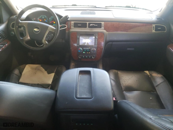 2013 Chevrolet Avalanche LTZ with VIN 3GNMCGE09DG328150, listed as a Copart auction lot 42457295 with 178,345 mi miles and Salvage Title. Bid and sale history available at carsss.com. Image 8.