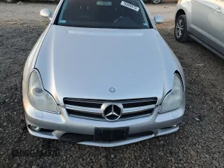2007 Mercedes-Benz CLS-Class 5.5L with VIN WDDDJ72X07A098748, listed as a Copart auction lot 76508973 with 148,169 mi miles and Salvage Title. Bid and sale history available at carsss.com. Image 13.