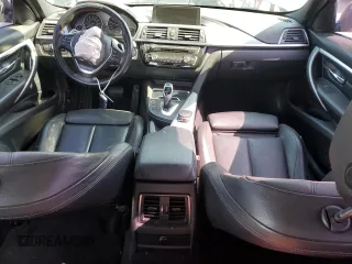 2018 BMW 3 Series 330i with VIN WBA8B9G52JNU98674, listed as a Copart auction lot 59783985 with 77,712 mi miles and Clean title. Bid and sale history available at DreamBid. Image 8.