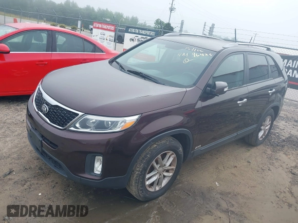2015 Kia Sorento LX with VIN 5XYKTDA76FG565178, listed as a IAAI auction lot 42196426 with 160,933 mi miles. Bid and sale history available at carsss.com. Image 17.