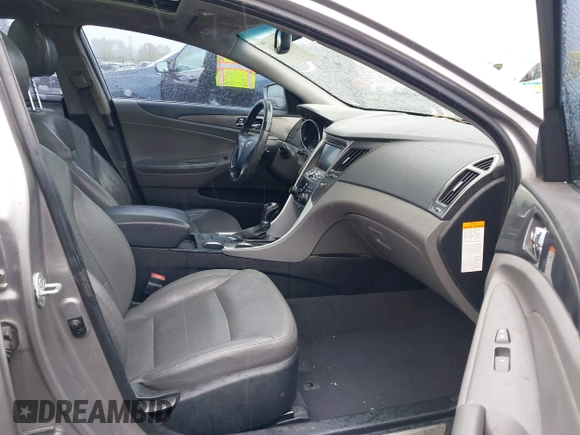 2012 Hyundai Sonata Hybrid with VIN KMHEC4A44CA040923, listed as a IAAI auction lot 41990974 with 177,113 mi miles and . Bid and sale history available at DreamBid. Image 5.
