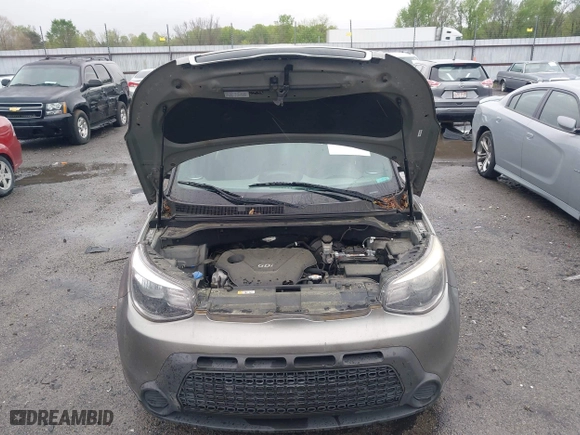 2014 Kia Soul with VIN KNDJN2A20E7003030, listed as a IAAI auction lot 41933896 with 146,537 mi miles. Bid and sale history available at carsss.com. Image 10.