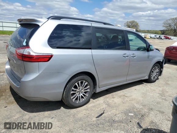 2018 Toyota Sienna XLE Auto Access Seat с VIN 5TDYZ3DC8JS925025, выставлен на аукционе Copart как лот 55523195 с пробегом 191 675 миль миль и Чистый • Clean title. История ставок и продаж доступна на DreamBid. Изображение 3.