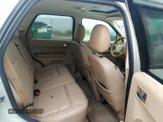 2008 Ford Escape Limited with VIN 1FMCU94108KB33832, listed as a IAAI auction lot 36684133 with 199,192 mi miles. Bid and sale history available at carsss.com. Image 8.