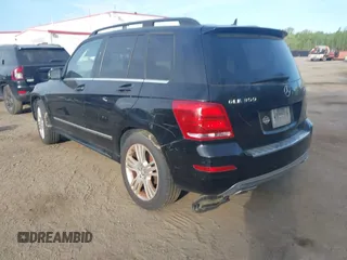 2013 Mercedes-Benz GLK 350 with VIN WDCGG8JB9DG152326, listed as a IAAI auction lot 42091824 with 175,017 mi miles and . Bid and sale history available at carsss.com. Image 3.