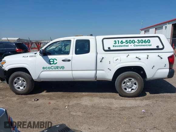 2018 Toyota Tacoma SR with VIN 5TFRX5GNXJX109804, listed as a IAAI auction lot 42055457 with 111,522 mi miles and . Bid and sale history available at DreamBid. Image 14.