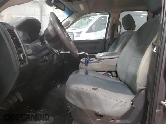 2016 Ram 1500 Tradesman z VIN 1C6RR7FM7GS311592, wystawiony jako Copart lot #46991055 z przebiegiem 154 276 mil mil oraz Szkoda całkowita • Salvage title. Historia ofert i sprzedaży dostępna na DreamBid. Obrazek 7.