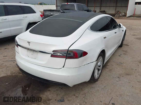 2016 Tesla Model S 70 with VIN 5YJSA1E12GF172359, listed as a IAAI auction lot 42107587 with Not provided miles and . Bid and sale history available at DreamBid. Image 4.