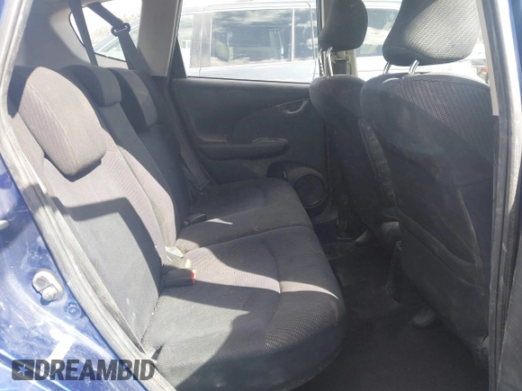 2013 Honda Fit Sport with VIN JHMGE8H50DC052326, listed as a IAAI auction lot 41798913 with 140,894 mi miles. Bid and sale history available at carsss.com. Image 8.