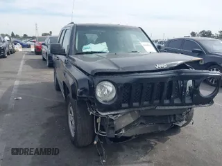 2015 Jeep Patriot Sport z VIN 1C4NJPBA9FD138686, wystawiony jako IAAI lot #41690810 z przebiegiem 148 226 mil mil oraz . Historia ofert i sprzedaży dostępna na DreamBid. Obrazek 1.