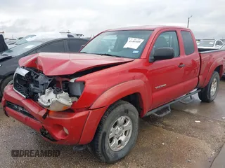 2011 Toyota Tacoma with VIN 5TFUU4EN8BX005572, listed as a IAAI auction lot 41460605 with 175,032 mi miles. Bid and sale history available at carsss.com. Image 17.